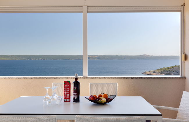 Casa de 11 quartos em Jasenice com piscina privada e terraço - Foto 17