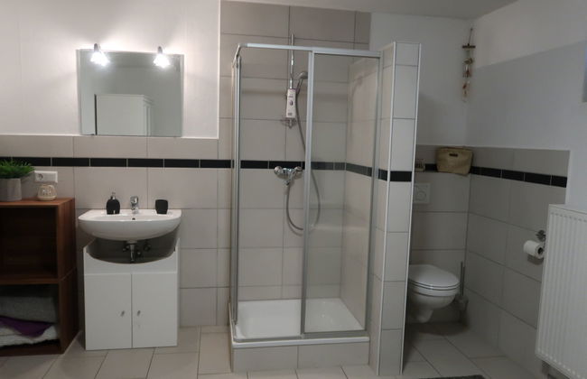 2 bedroom Apartment in Hofstetten with garden and terrace - Photo 14
