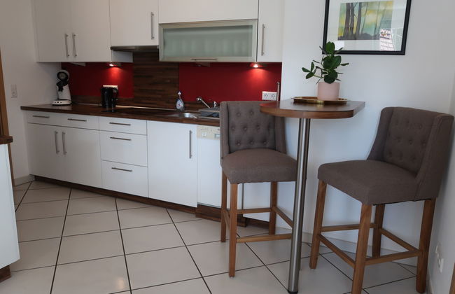 2 bedroom Apartment in Hofstetten with garden and terrace - Photo 2