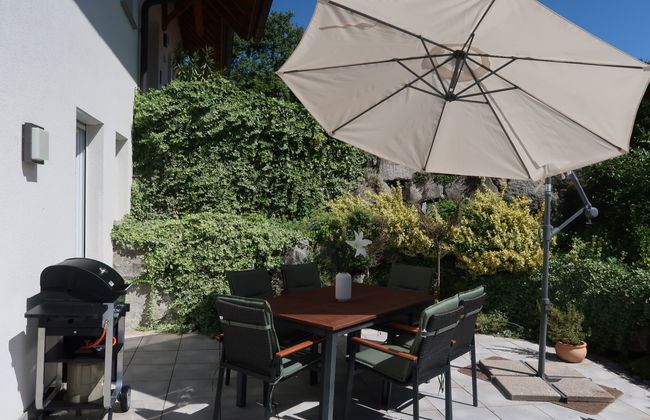 2 bedroom Apartment in Hofstetten with garden and terrace - Photo 5