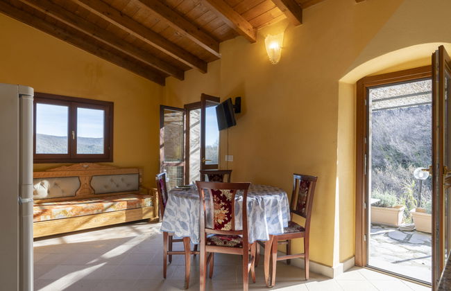 Apartamento de 2 quartos em Prelà com piscina e jardim - Foto 2