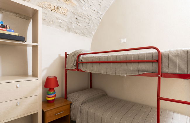 Apartamento de 2 quartos em Prelà com piscina e jardim - Foto 20