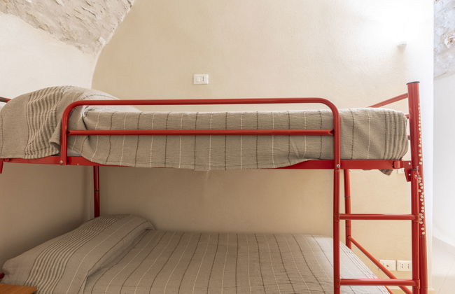Apartamento de 2 quartos em Prelà com piscina e jardim - Foto 22