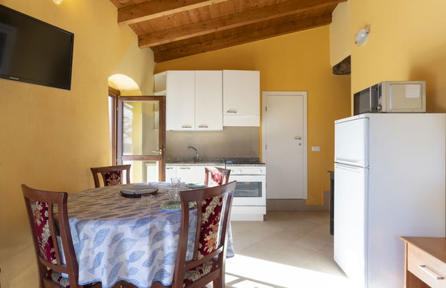 Apartamento de 2 quartos em Prelà com piscina e jardim - Foto 10