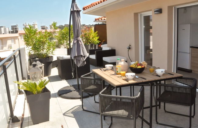 Apartamento de 2 quartos em Cavalaire-sur-Mer com piscina e terraço - Foto 3