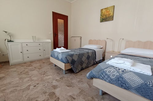 Foto 5 - Apartamento de 2 quartos em Diano Marina com jardim e vistas do mar