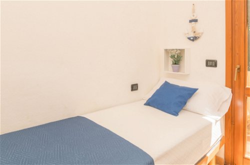 Photo 17 - 2 bedroom House in Trinità d'Agultu e Vignola with garden and sea view