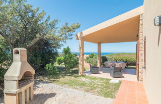 Foto 1 - Haus mit 2 Schlafzimmern in Trinità d'Agultu e Vignola mit garten und blick aufs meer