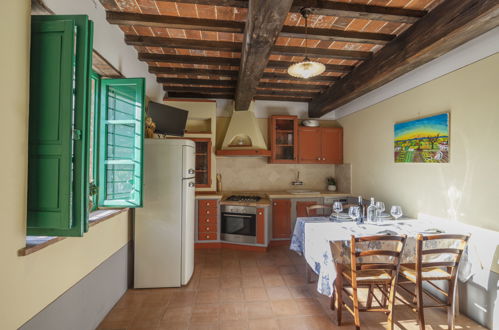 Photo 11 - 2 bedroom House in Foiano della Chiana with private pool and garden