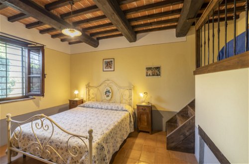 Foto 16 - Haus mit 2 Schlafzimmern in Foiano della Chiana mit privater pool und garten