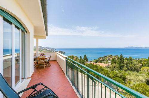 Photo 19 - Appartement de 3 chambres à Monte Argentario avec terrasse et vues à la mer