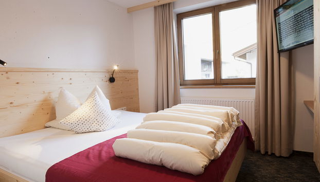 Apartment mit 2 Schlafzimmern in Längenfeld mit schwimmbad und terrasse - Foto 3