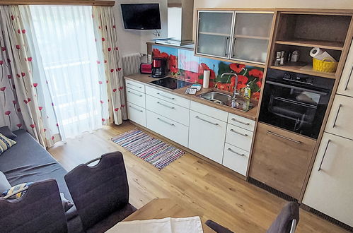 Photo 3 - 2 bedroom Apartment in Maishofen with garden and sauna