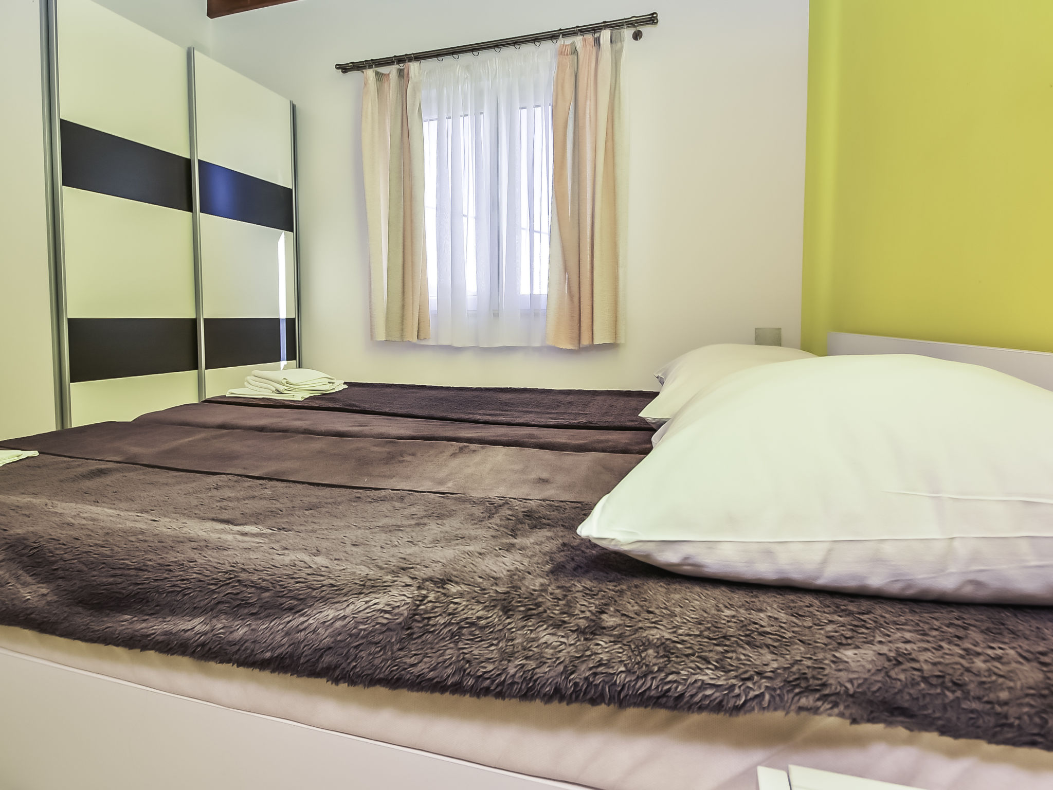 Foto 8 - Appartamento con 4 camere da letto a Obrovac con terrazza e vista mare