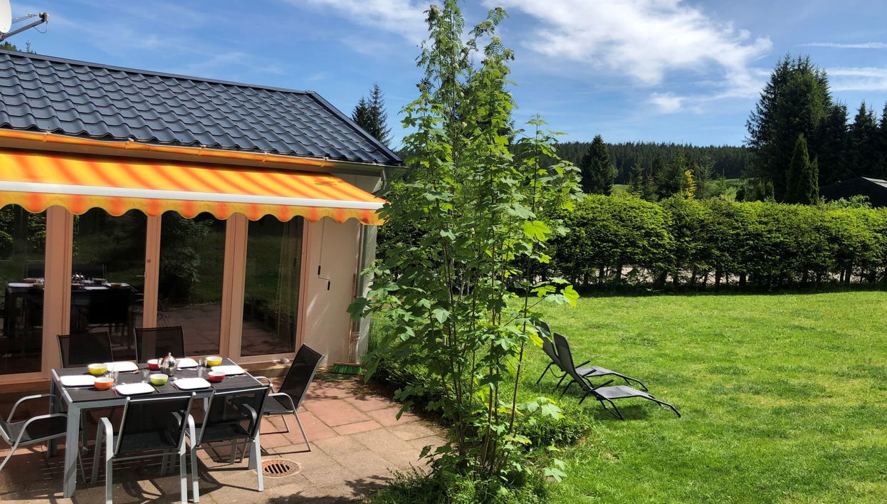 Casa de 4 quartos em Schönwald im Schwarzwald com jardim e terraço - Foto 1