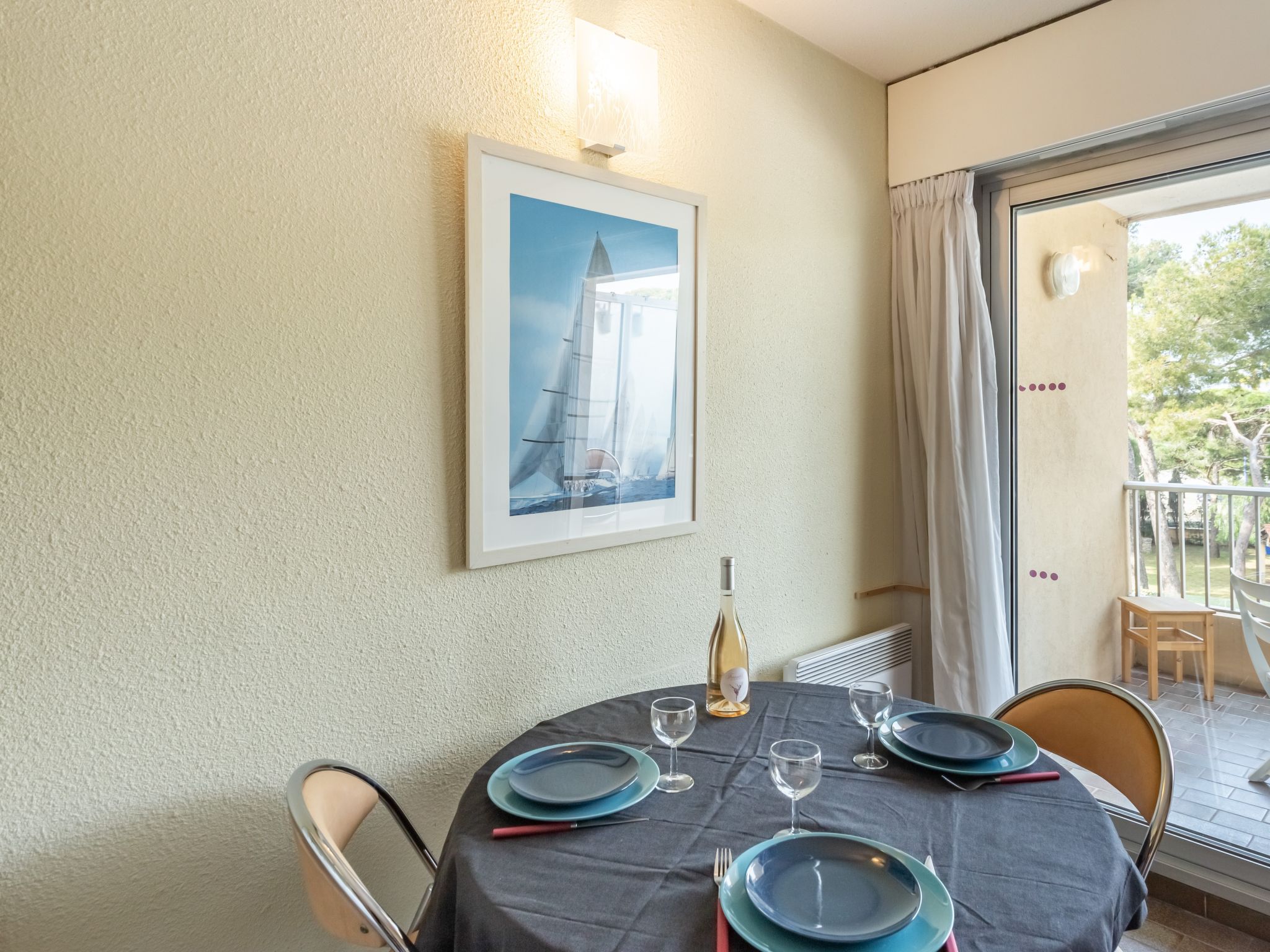Foto 10 - Apartamento de 1 quarto em Hyères com terraço e vistas do mar