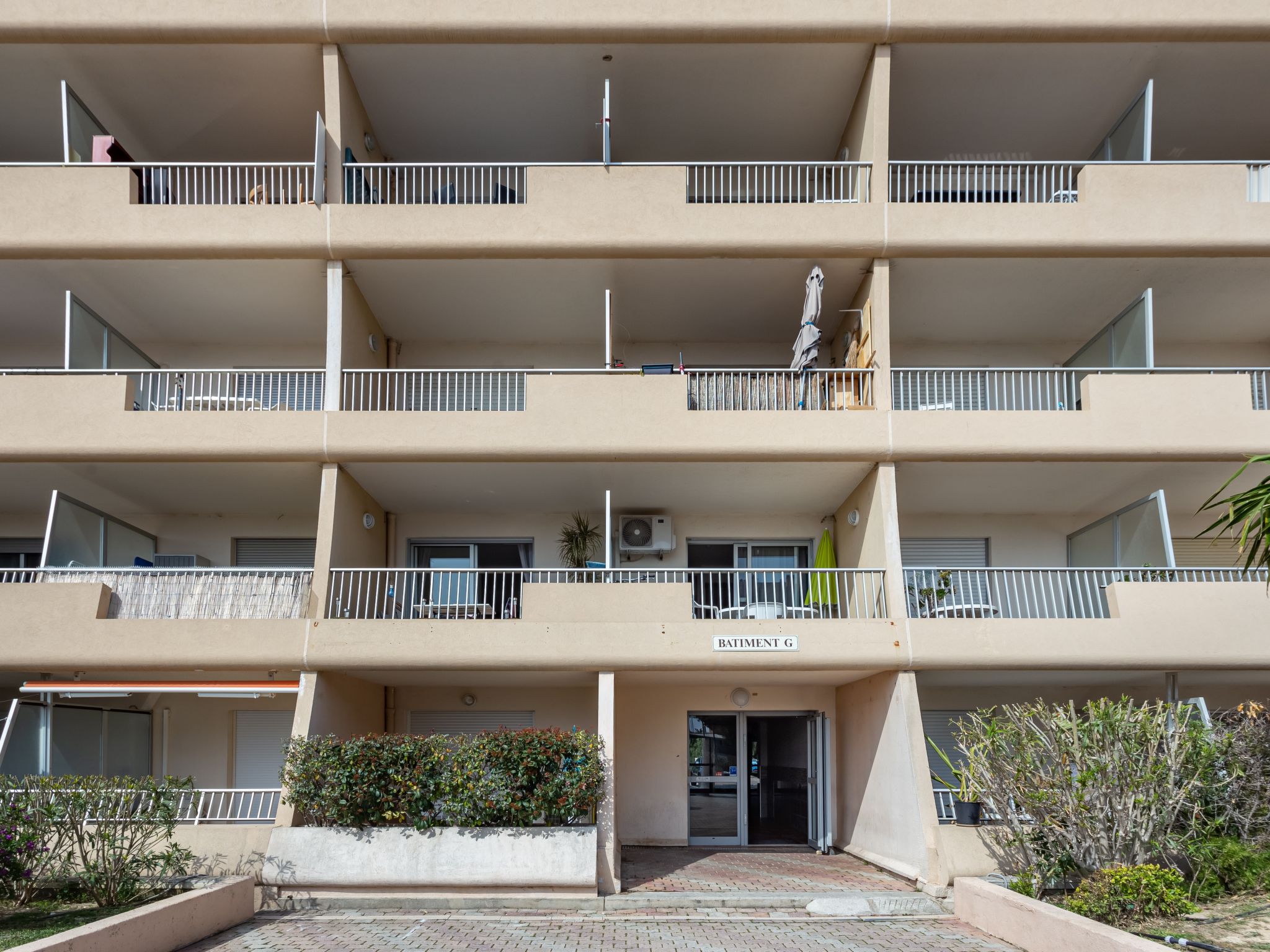 Foto 18 - Apartamento de 1 quarto em Hyères com terraço e vistas do mar