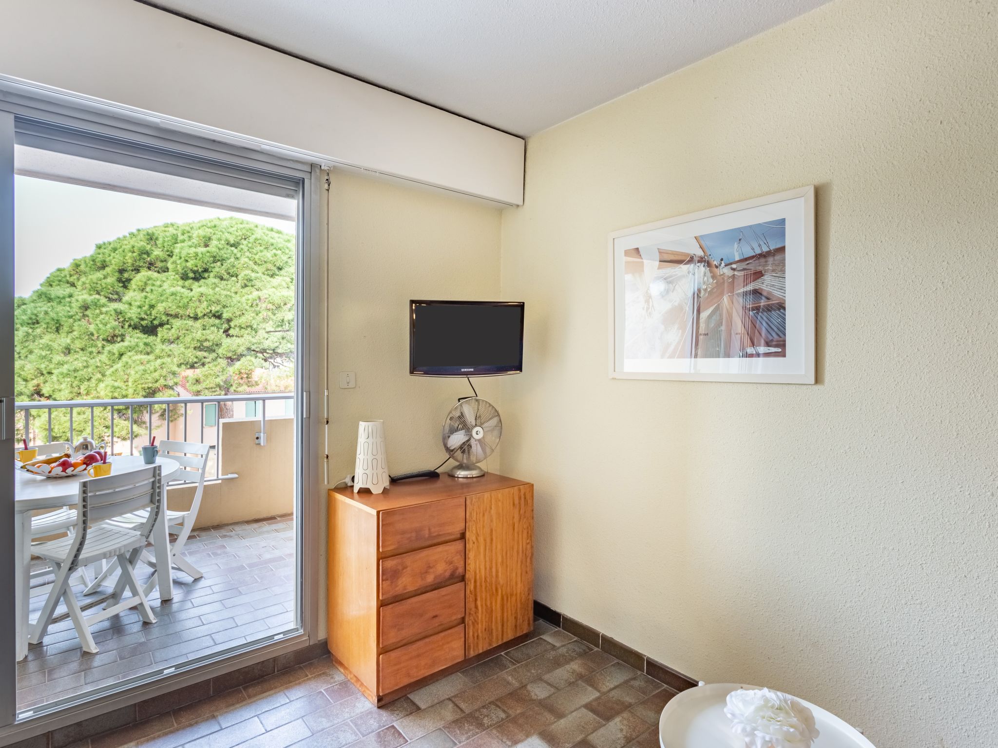 Foto 7 - Apartamento de 1 quarto em Hyères com jardim e terraço