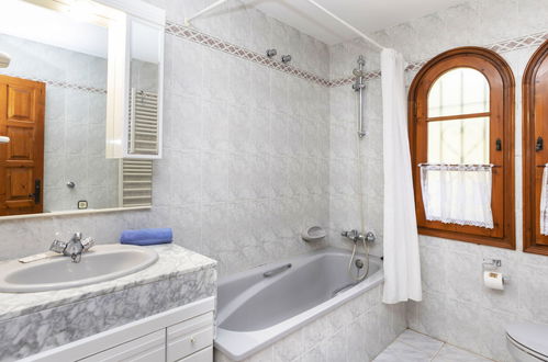 Photo 13 - 3 bedroom House in Calonge i Sant Antoni with private pool and garden