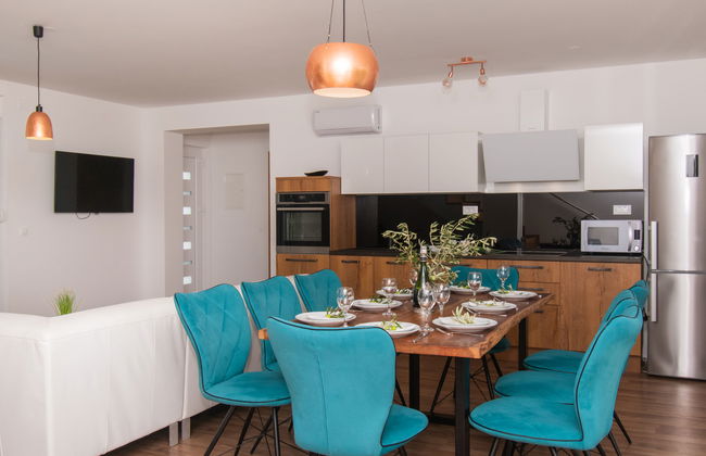 Casa de 5 quartos em Vodice com piscina privada e jardim - Foto 9
