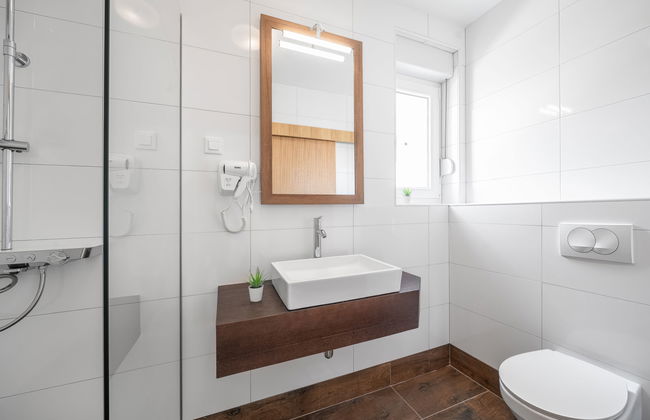 Casa de 5 quartos em Vodice com piscina privada e jardim - Foto 20