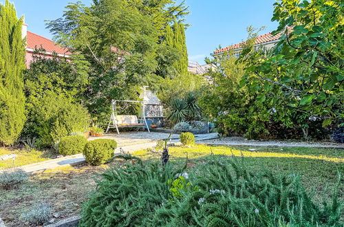 Foto 30 - Appartamento con 6 camere da letto a Jasenice con giardino e terrazza