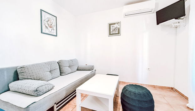 Apartment mit 6 Schlafzimmern in Jasenice mit garten und terrasse - Foto 4