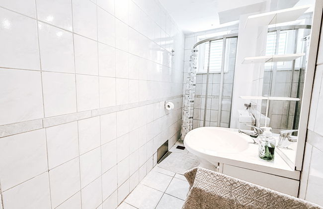 Apartamento de 6 quartos em Jasenice com jardim e terraço - Foto 14