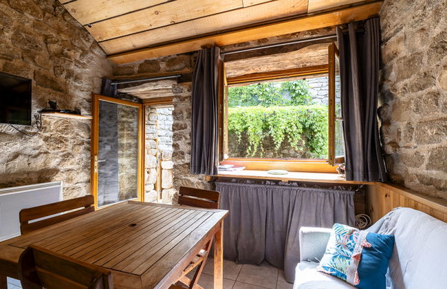 Casa de 1 quarto em Sainte-Marguerite-Lafigère com terraço - Foto 4