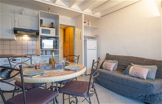 Foto 3 - Apartamento de 1 quarto em Fréjus com vistas do mar