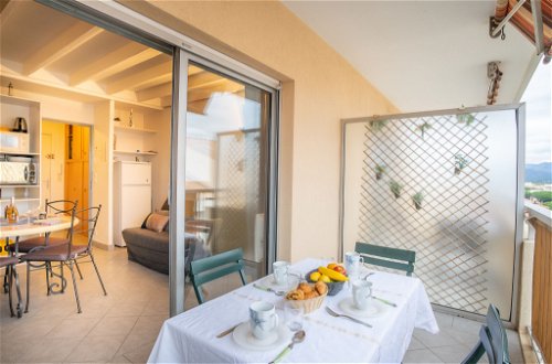 Foto 14 - Apartamento de 1 quarto em Fréjus com vistas do mar