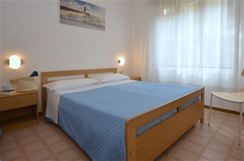 Photo 8 - Appartement de 1 chambre à Lignano Sabbiadoro avec vues à la mer