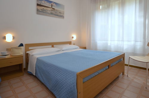 Foto 8 - Appartamento con 1 camera da letto a Lignano Sabbiadoro con vista mare