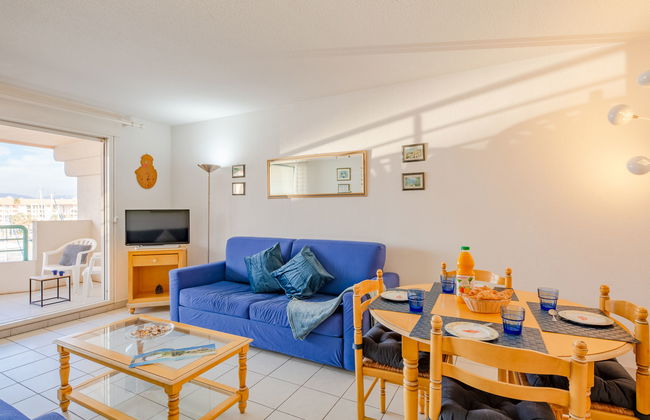 Apartamento de 2 quartos em Fréjus com piscina e jardim - Foto 6
