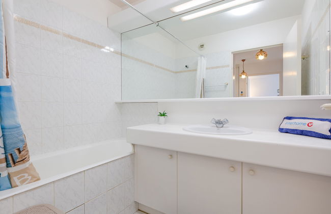 Apartamento de 2 quartos em Fréjus com piscina e jardim - Foto 15
