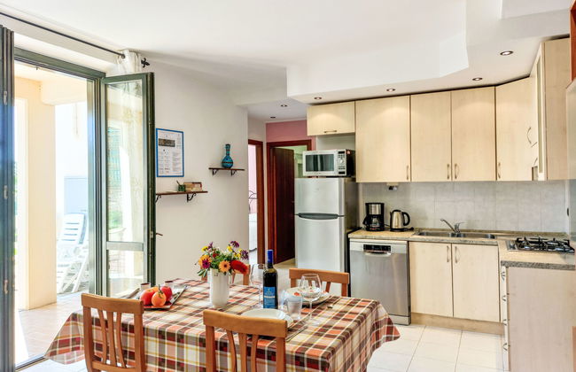 Apartamento de 3 quartos em Cipressa com piscina e jardim - Foto 4