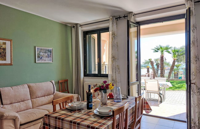 Apartamento de 3 quartos em Cipressa com piscina e jardim - Foto 9
