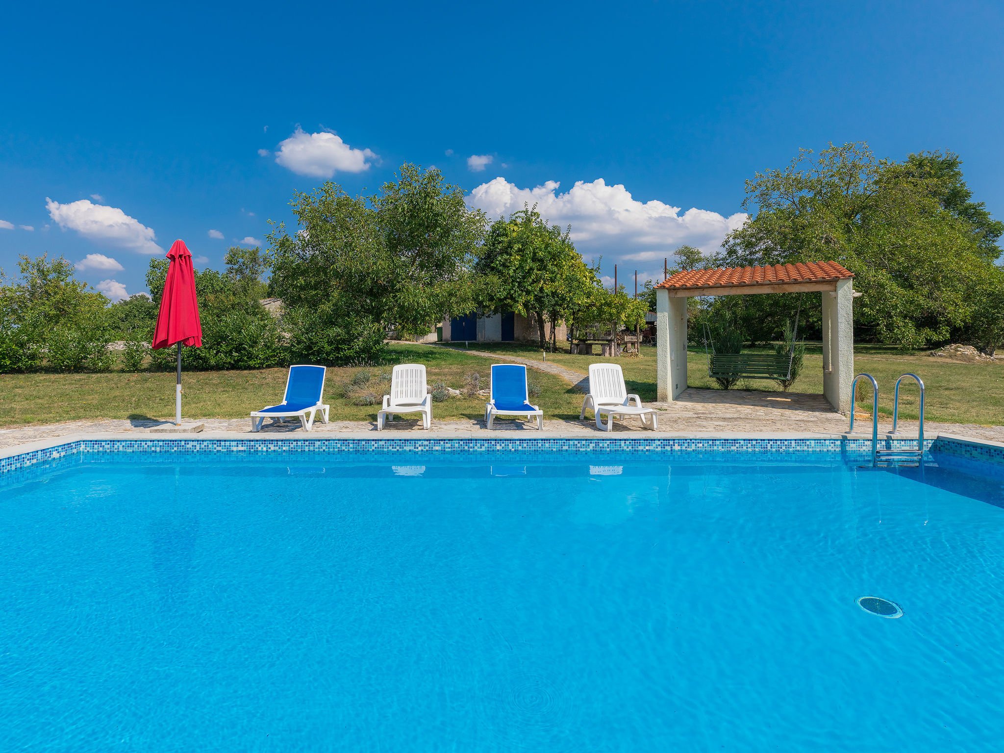 Photo 32 - Maison de 4 chambres à Žminj avec piscine privée et jardin