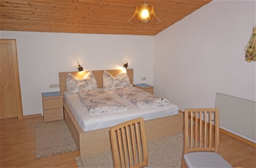 Foto 15 - Appartamento con 3 camere da letto a Pians con giardino e vista sulle montagne