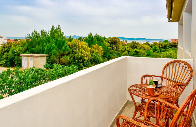 2 bedroom Apartment in Sukošan with garden and terrace - Photo 1