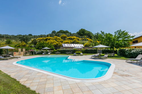 Photo 54 - Appartement de 2 chambres à Capraia e Limite avec piscine et jardin