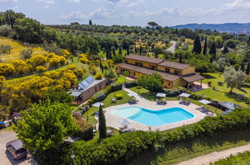 Foto 55 - Appartamento con 2 camere da letto a Capraia e Limite con piscina e giardino