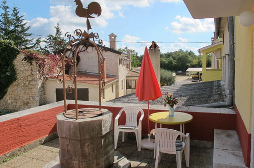 Photo 12 - Maison de 3 chambres à Poreč avec terrasse et vues à la mer