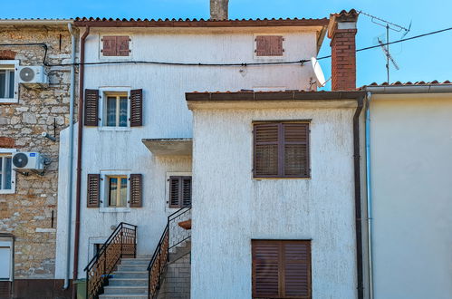 Photo 22 - Maison de 3 chambres à Poreč avec jardin et terrasse