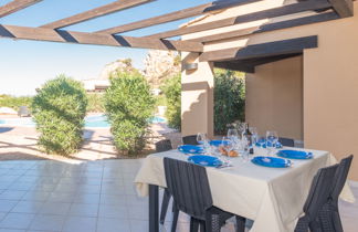 Photo 3 - Maison de 3 chambres à Trinità d'Agultu e Vignola avec piscine et jardin