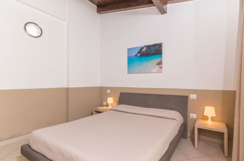 Photo 5 - Maison de 3 chambres à Trinità d'Agultu e Vignola avec piscine et vues à la mer