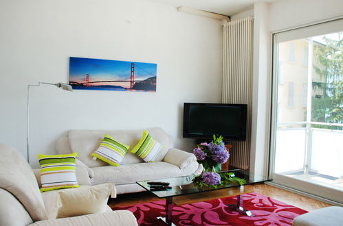 Foto 9 - Apartamento de 3 quartos em Brusino Arsizio com terraço