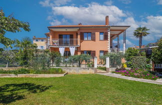 Foto 1 - Apartamento de 1 habitación en Umag con terraza y vistas al mar