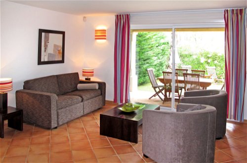 Foto 9 - Casa con 2 camere da letto a Roquebrune-sur-Argens con piscina e vista mare