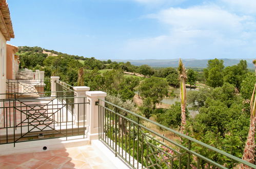 Foto 7 - Casa con 2 camere da letto a Roquebrune-sur-Argens con piscina e vista mare